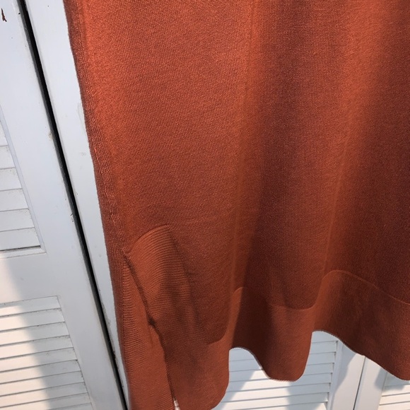 Belle by Kim Gravel Feather Knit Tunic with Side Slits rust color XL new - Picture 8 of 8